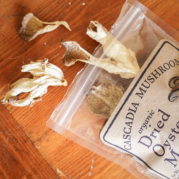 Dried organic oyster mushrooms